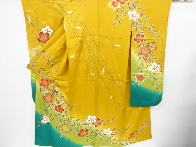 リサイクル　　金彩枝垂れ柳に梅模様刺繍振袖・袋帯セット